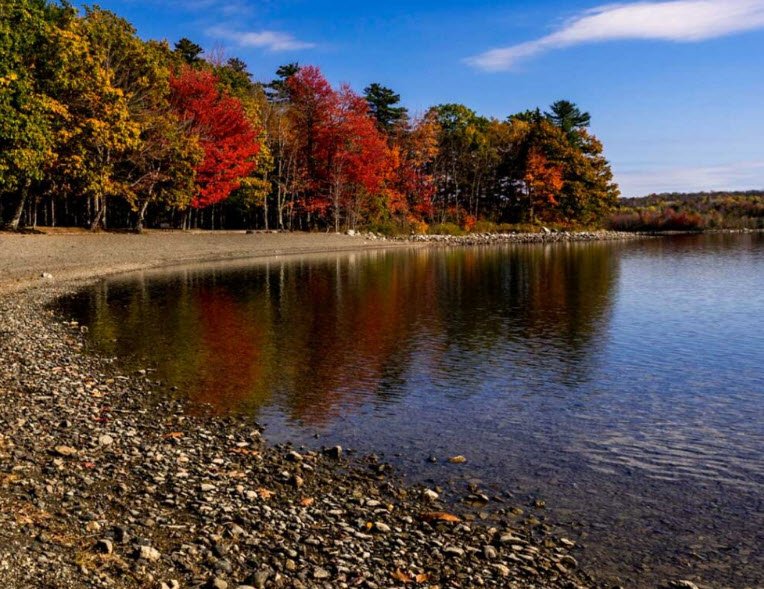 Swan Lake State Park, Maine, USA